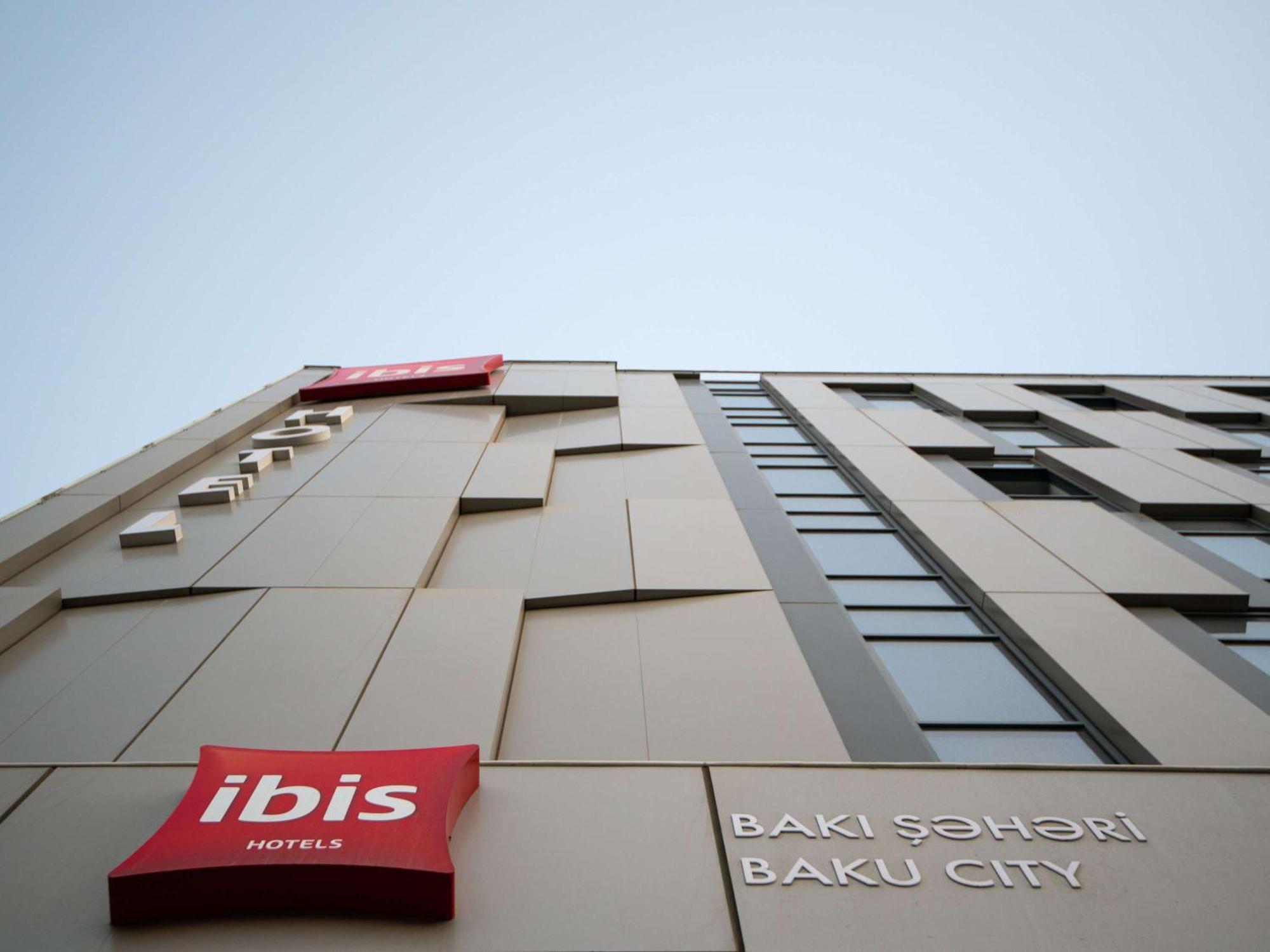 Ibis Baku City Екстер'єр фото
