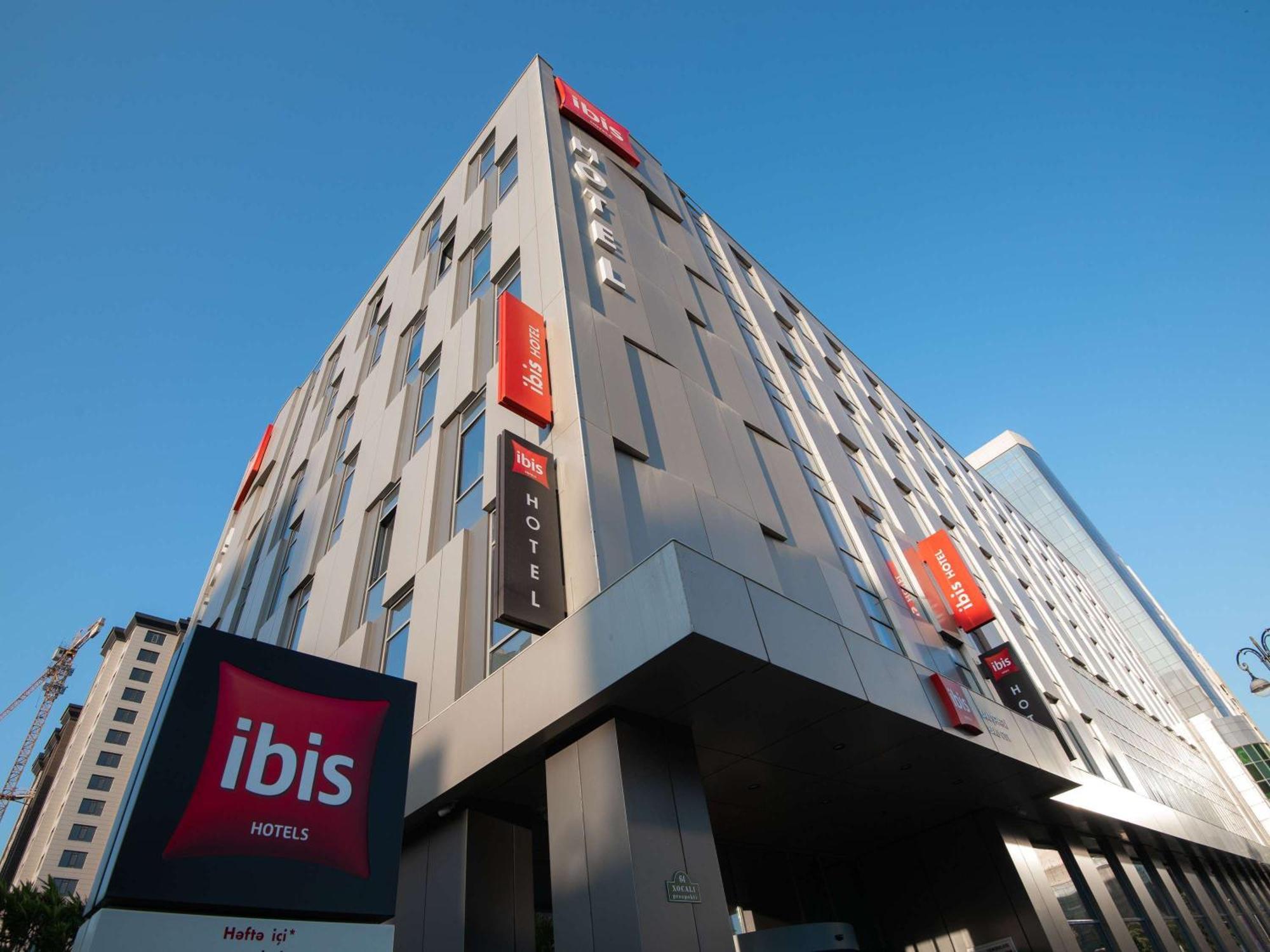 Ibis Baku City Екстер'єр фото