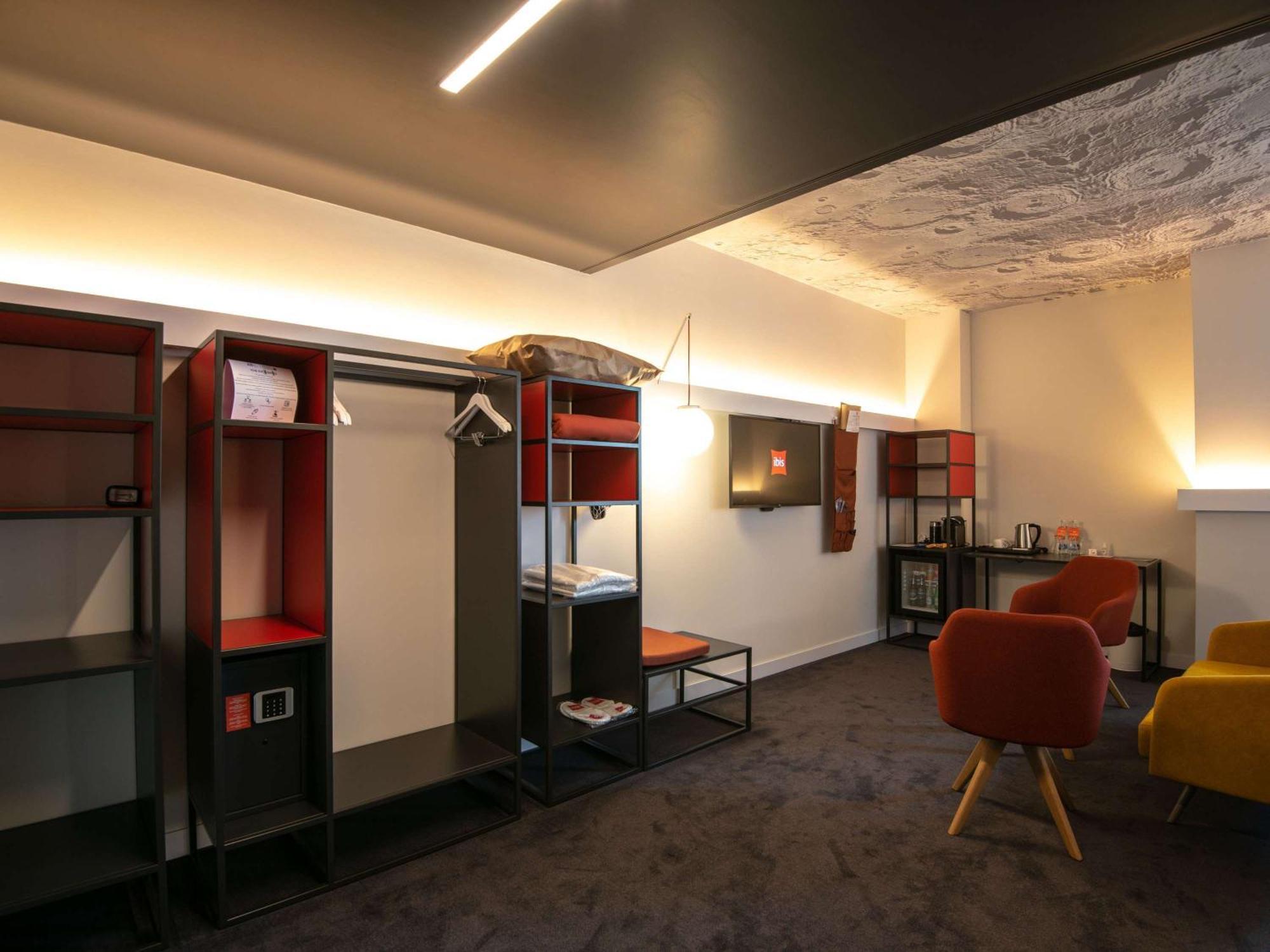 Ibis Baku City Екстер'єр фото