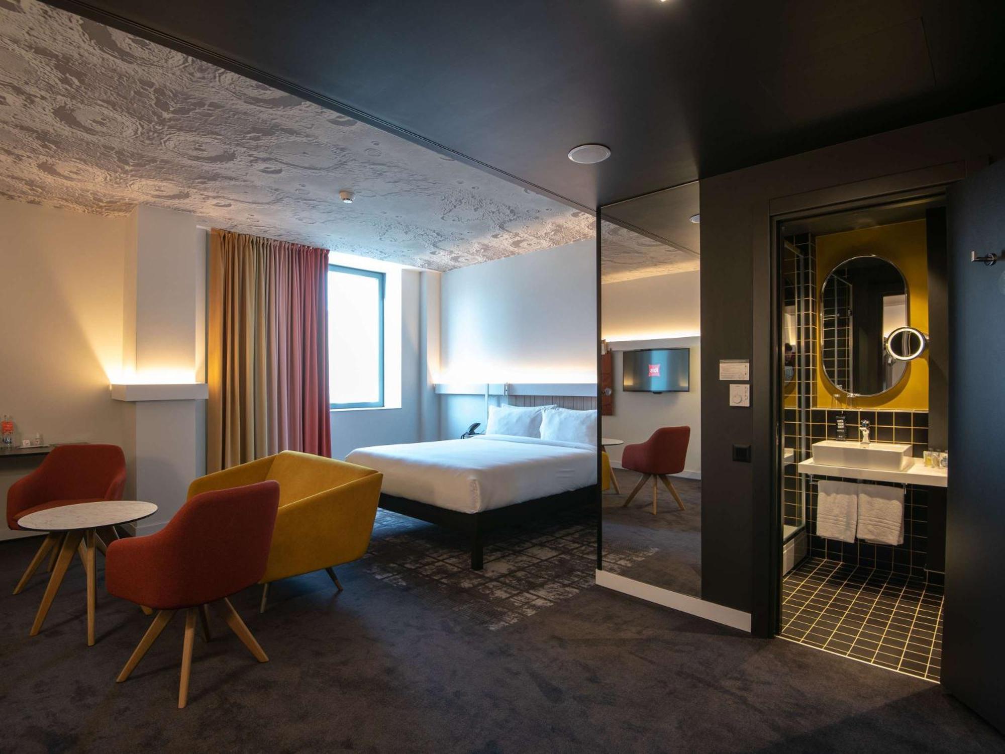 Ibis Baku City Екстер'єр фото